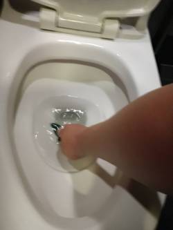 sM䤽q