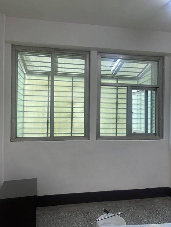 �t�s�ϲM�䤽�q