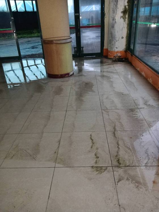 ���s�ϲM�䤽�q