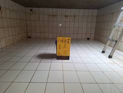 �j�˰Ϫ��Ϥ���M�~